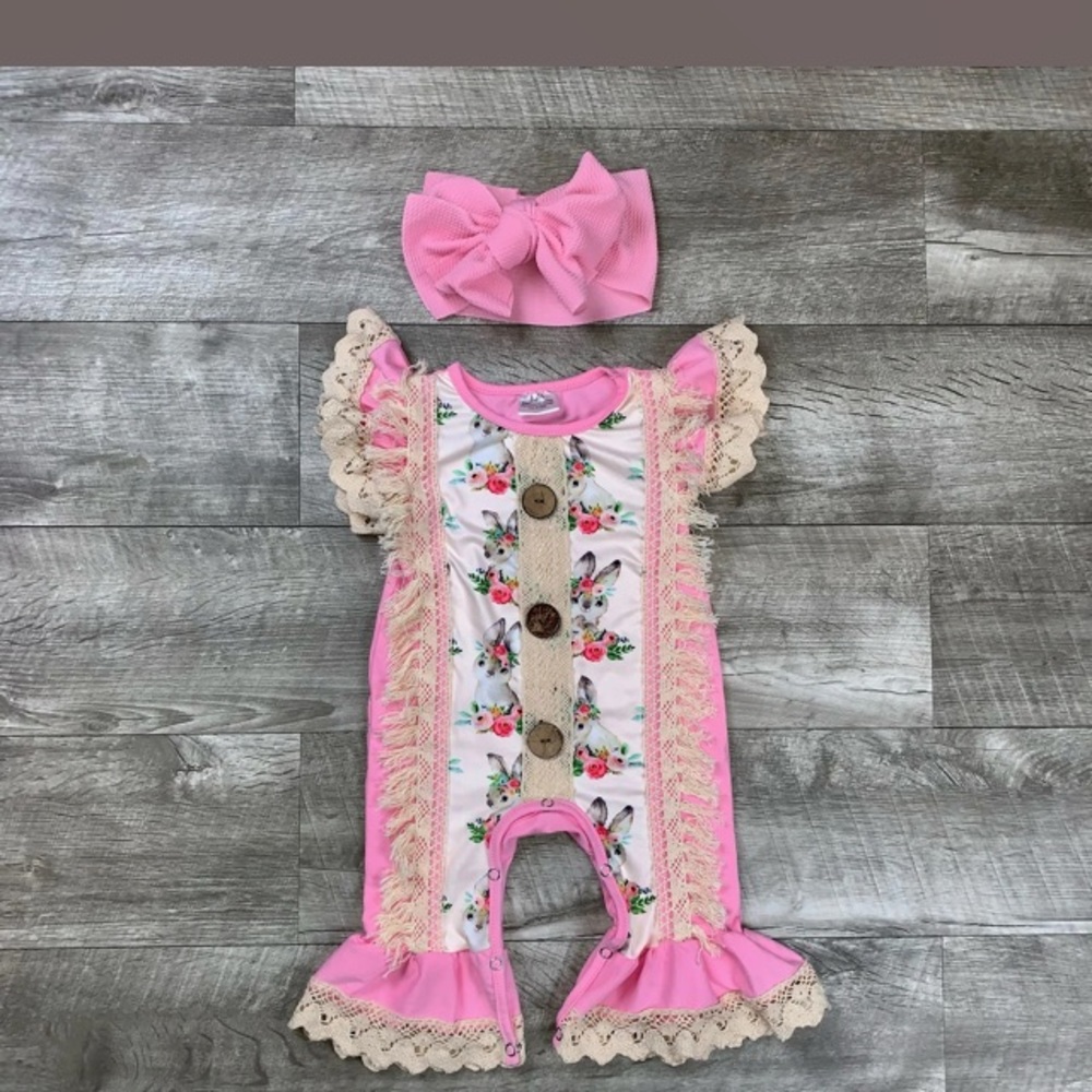 Clothes - Picture 16 of 16